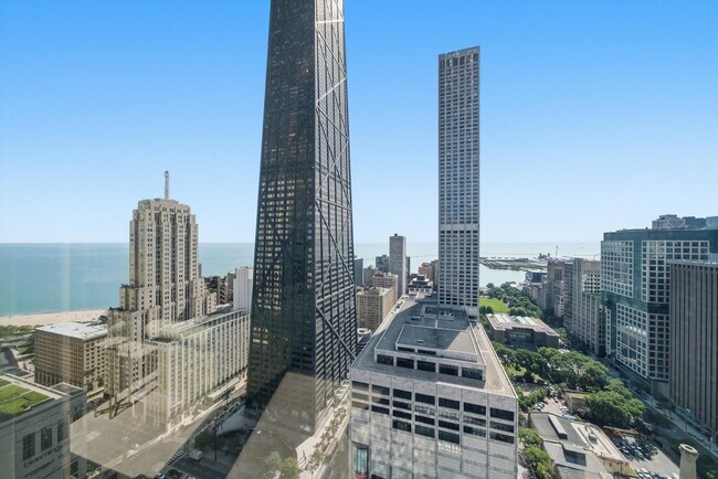 Building Photo - 111 E Chestnut St
