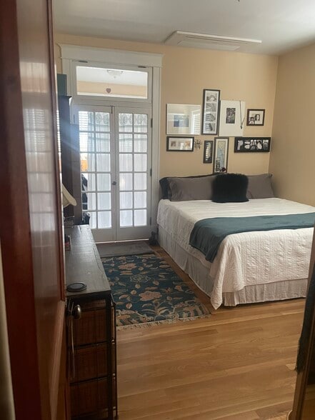 Bedroom 3 w office (Pic 1) - 6042 Pershing Ave