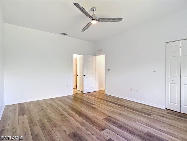 Building Photo - 5045 Arancia Ln