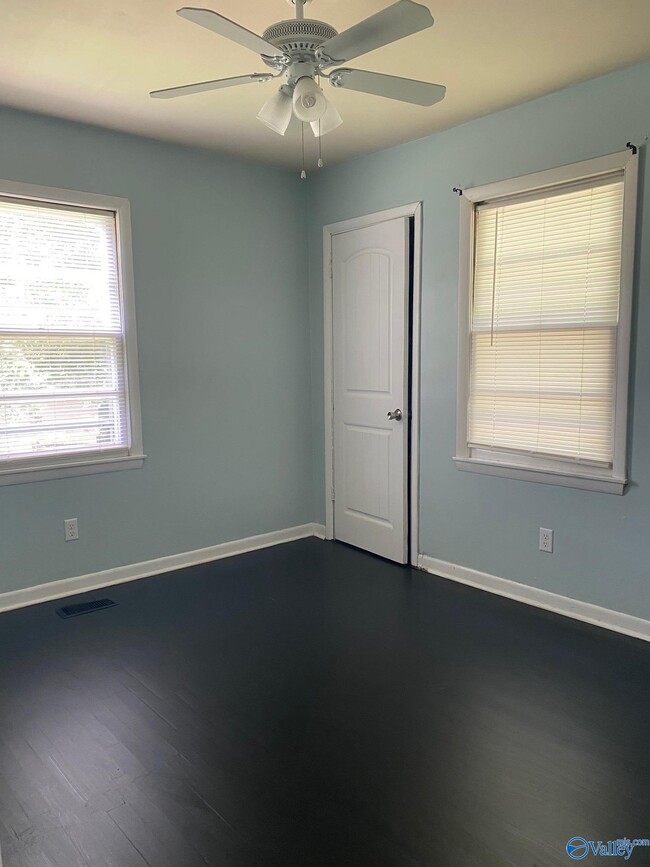 Building Photo - 4206 Irondale Dr NW