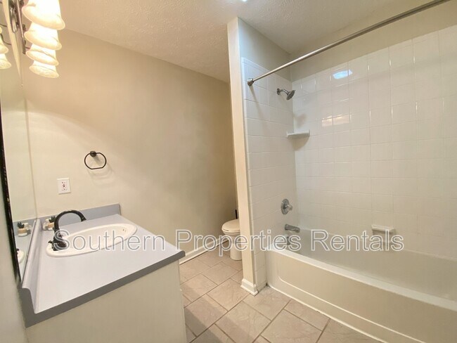 Building Photo - 58 Bermuda Trail