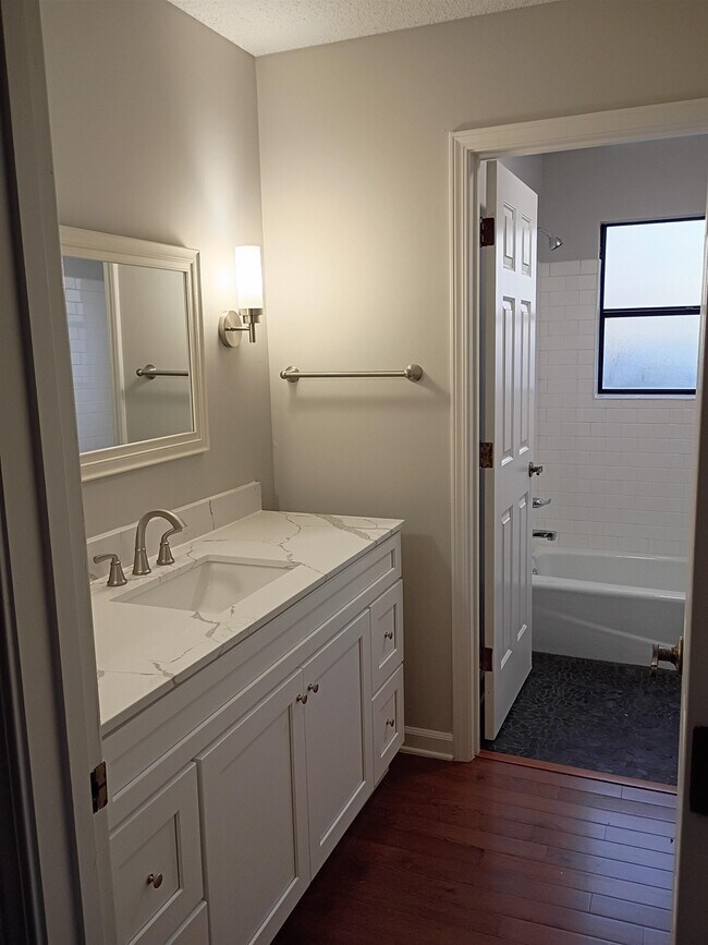 Building Photo - 1741 Magnolia Tree Rd