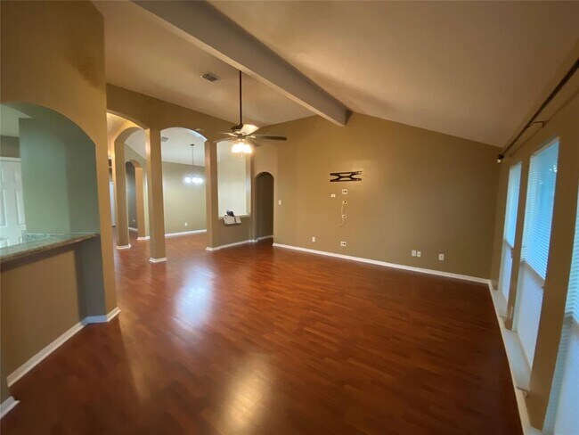 Building Photo - 15943 Breanna Ln