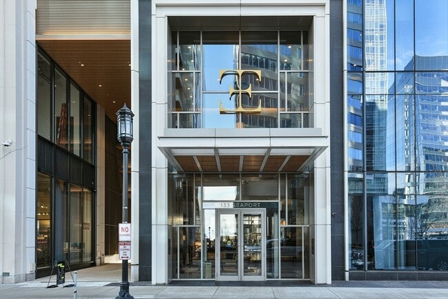 Building Photo - 133 Seaport Blvd