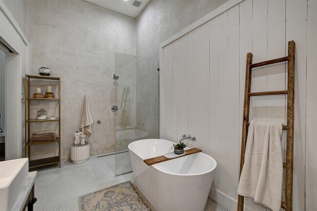 Building Photo - 507 Mason St