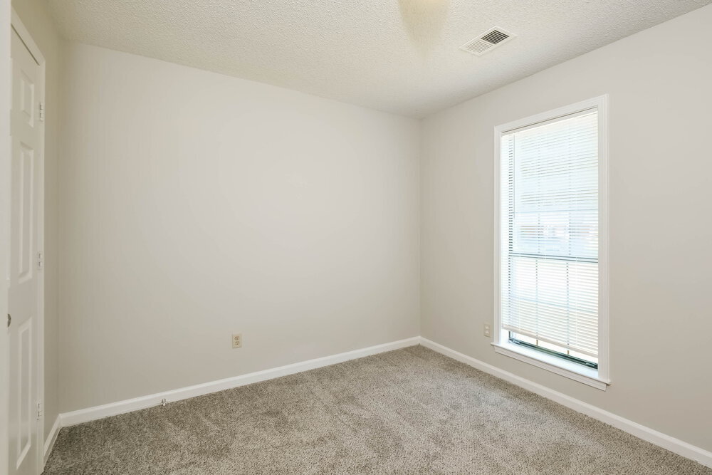 Building Photo - 4805 Gadwall Dr W