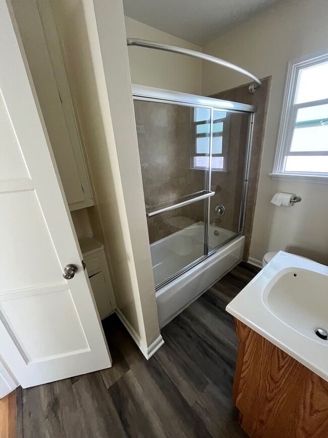 Building Photo - Sand Section Home for rent