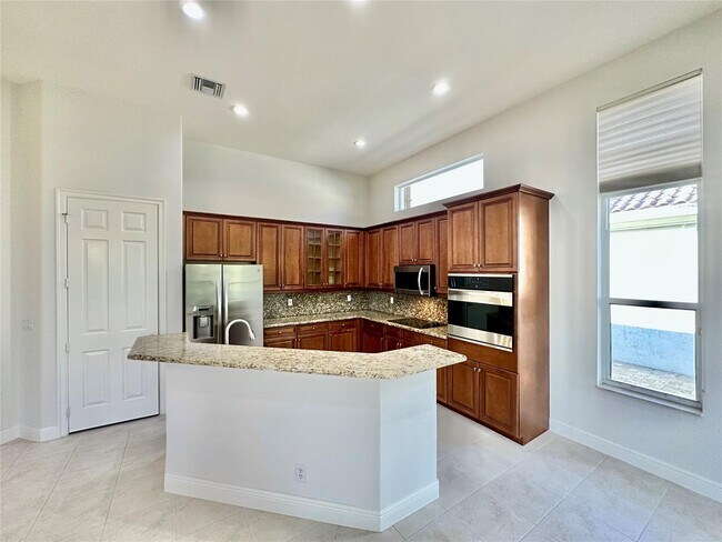 Building Photo - 7404 NW 114th Terrace