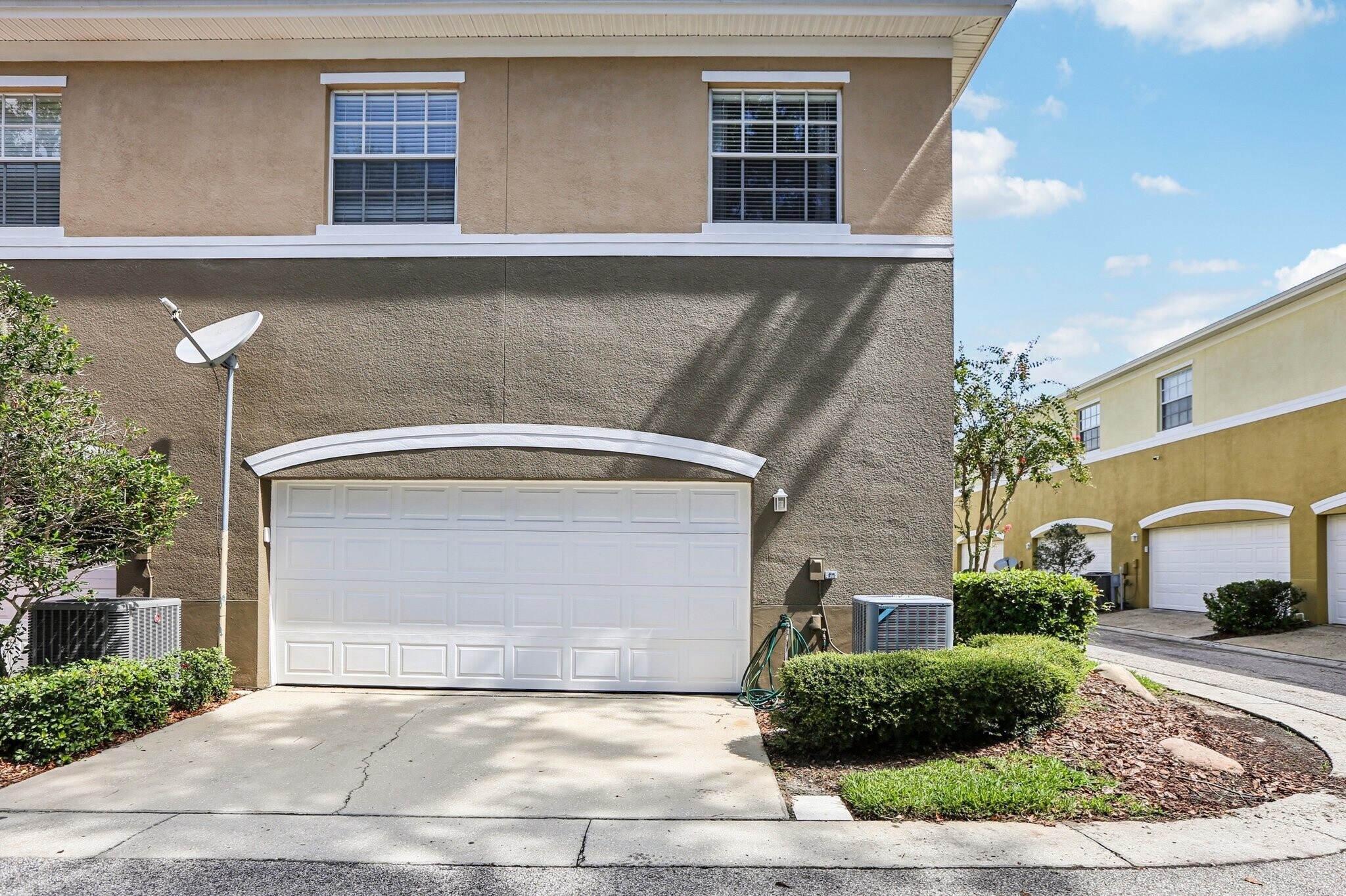 Building Photo - 7435 Arlington Grove Cir