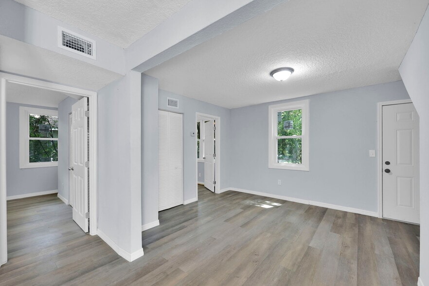 Building Photo - 3053 Fitzgerald St
