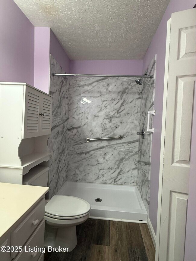 Building Photo - 10305 Trotters Pointe Dr