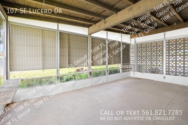 Building Photo - 107 SE Lucero Dr