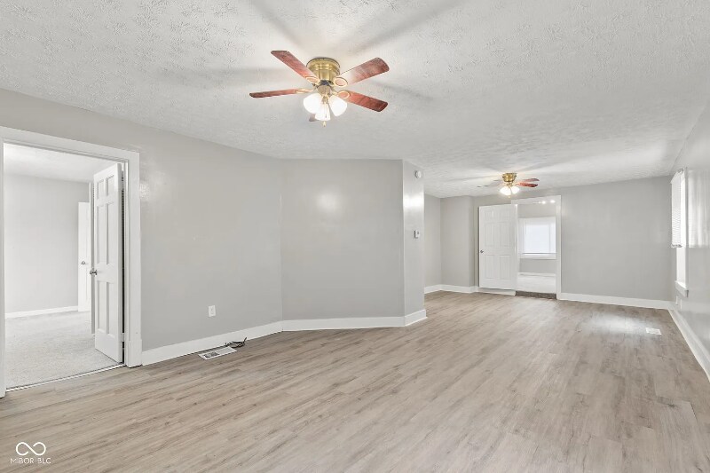 Building Photo - 734 Parkway Ave