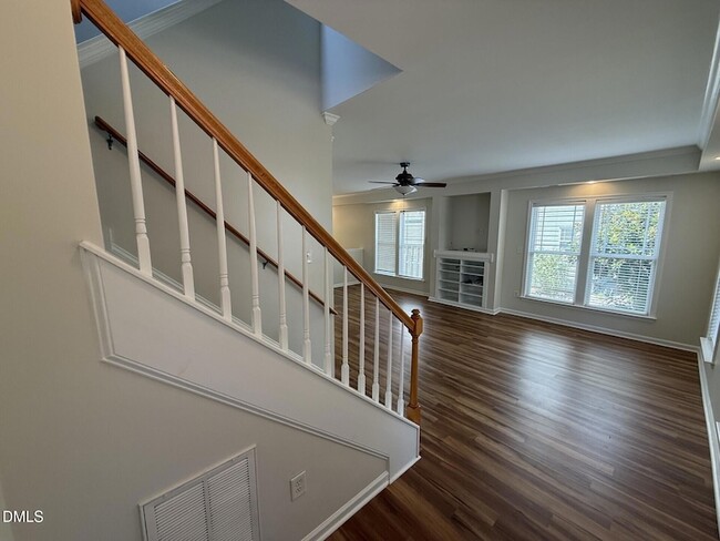 Building Photo - 4046 Landover Ln