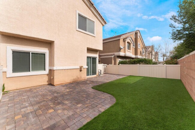 Building Photo - 6604 Lavender Lilly Ln