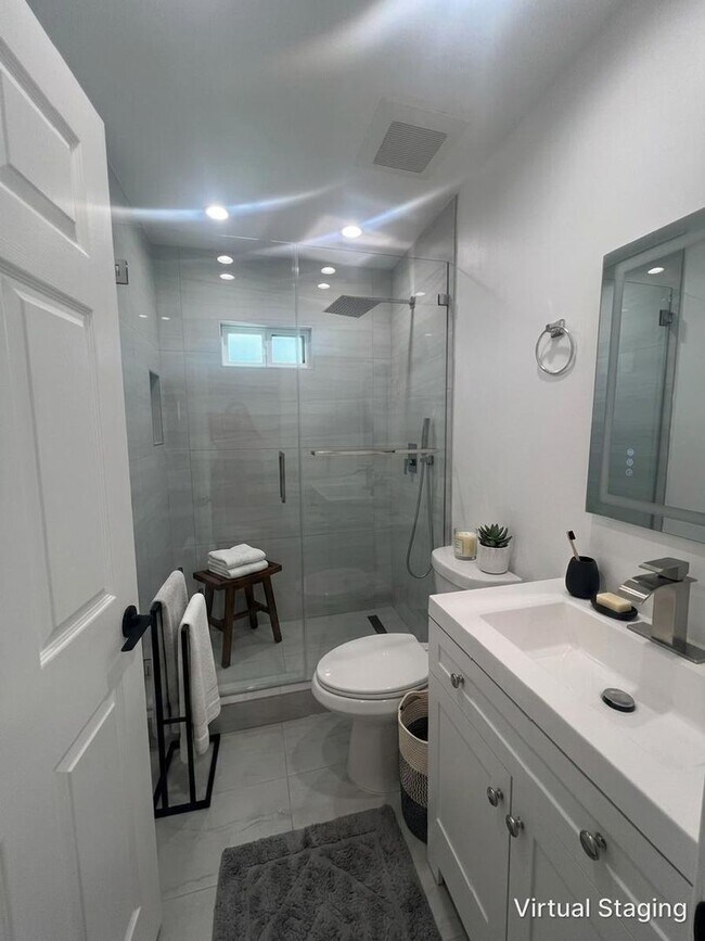 Building Photo - 7317-7321 Garden Grove Avenue