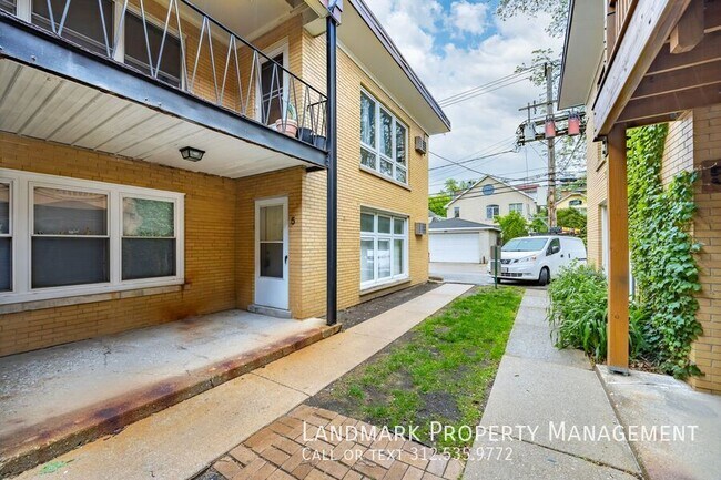 Building Photo - 1209 N Harlem Ave