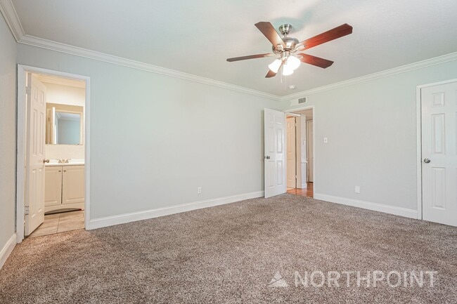 Building Photo - 3 BR/2BA | Newly Renovated Single Family Home |  Large Backyard|1- Car Garage!