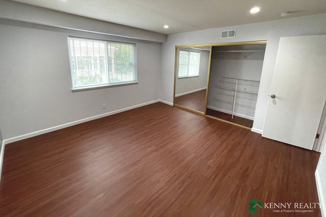 Building Photo - Spacious Six Bedroom, Three Bathroom Home ...