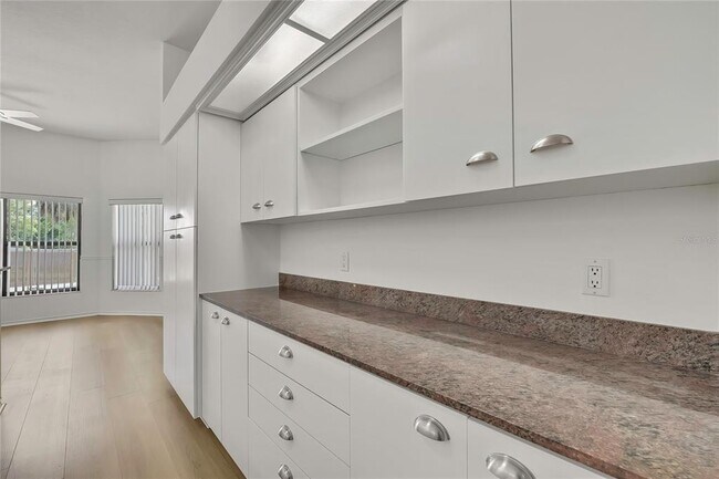 Building Photo - 18401 N 30th St