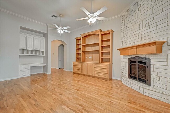 Building Photo - 11434 Elizabeth Brook Dr