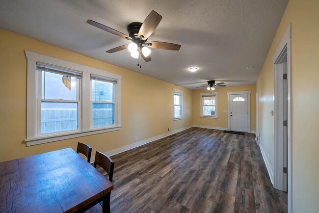 Building Photo - 411 Voorhis St