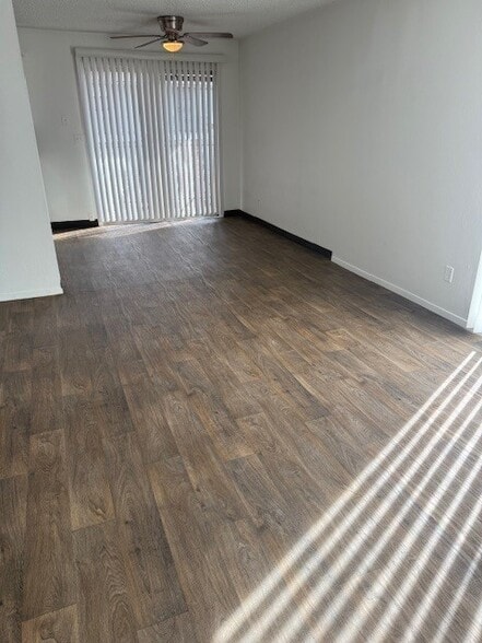 Building Photo - Golf Park