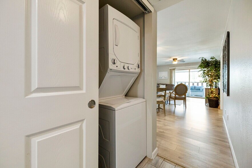 Building Photo - 4354 N 82nd St