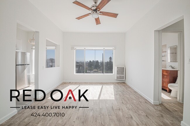 Building Photo - 932 Irolo St