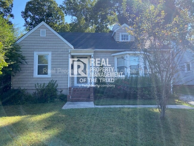 Primary Photo - 1223 Ebert St