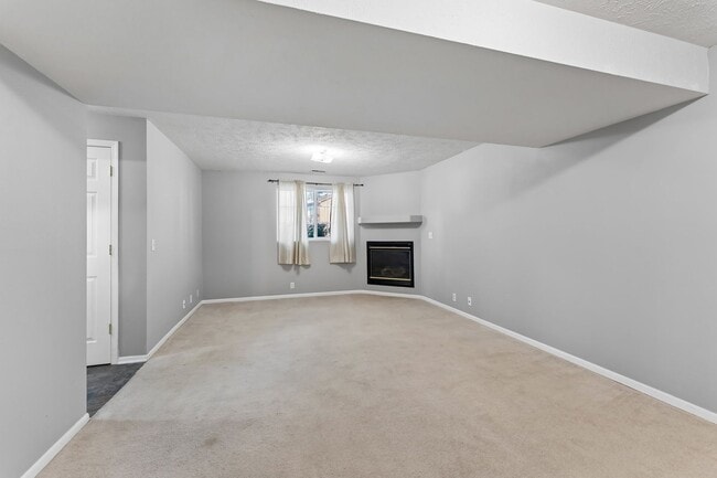 Building Photo - 4027 N 172nd Ave