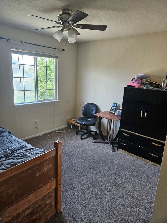 Building Photo - Amazing Home in Coveted SE Observatory Village