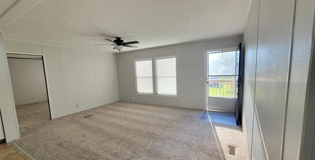 Building Photo - 405 Battlebell Rd