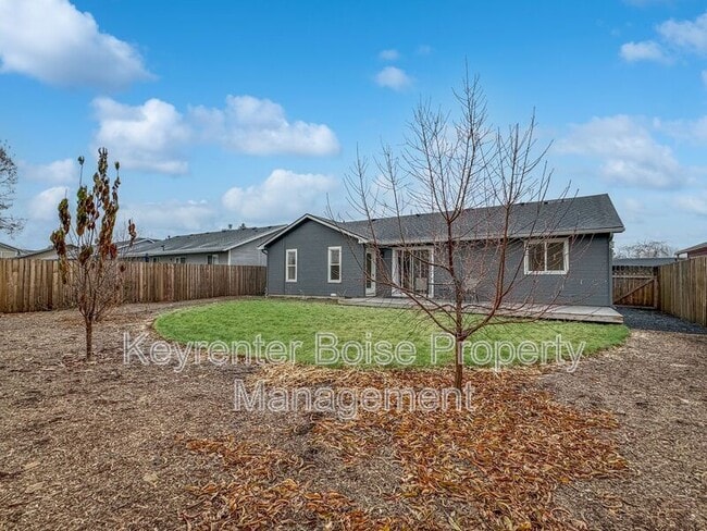Building Photo - 10266 W Silver City St