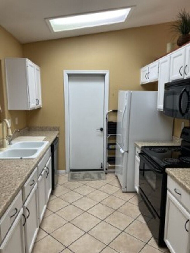 Building Photo - Coming Soon! DO NOT DISTURB TENANTS!