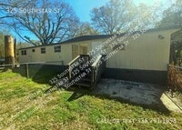 Building Photo - 325 Southstar St