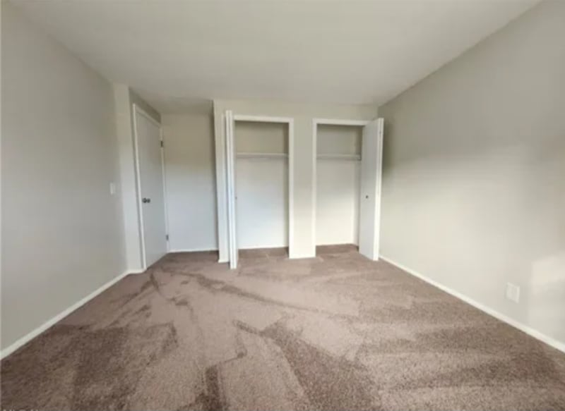 Building Photo - 1651 Mentor Ave