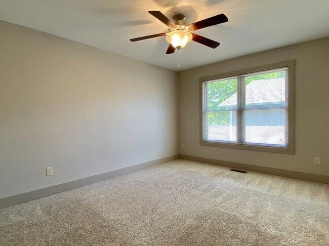 Building Photo - Beautiful Newer Construction in WAVL
