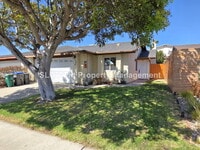 Building Photo - AVAILABLE NOW - 2 Bedroom/2 Bath Pismo Beach Home
