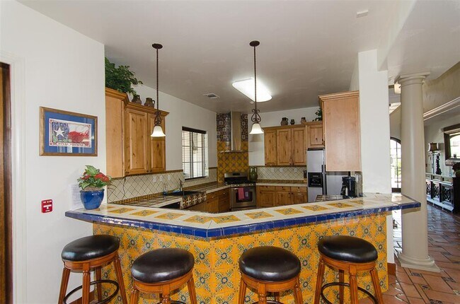 Building Photo - 12205 Terraza Cir