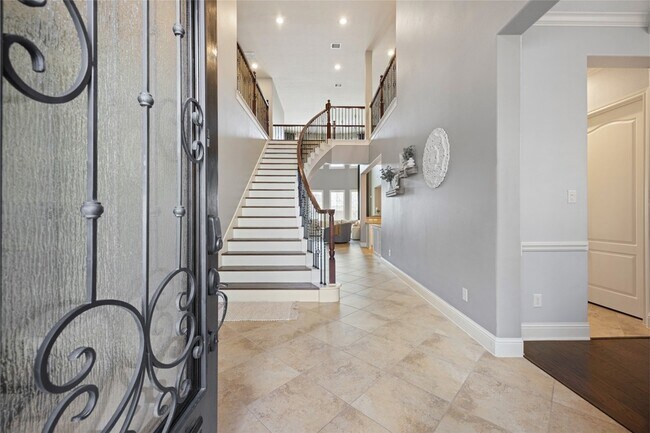 Building Photo - 16817 W Caramel Apple Trail