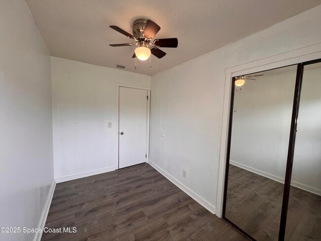 Building Photo - 279 Fernandina St NW