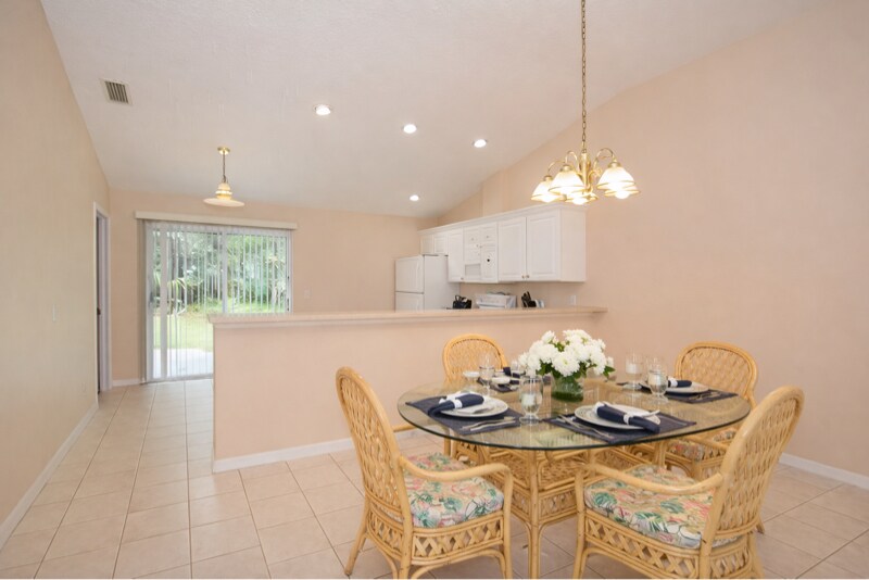 Building Photo - 14 Bunker Knolls Ln