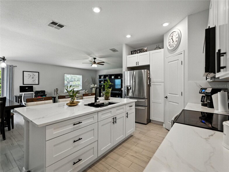 Building Photo - 149 Cascade Bend Dr