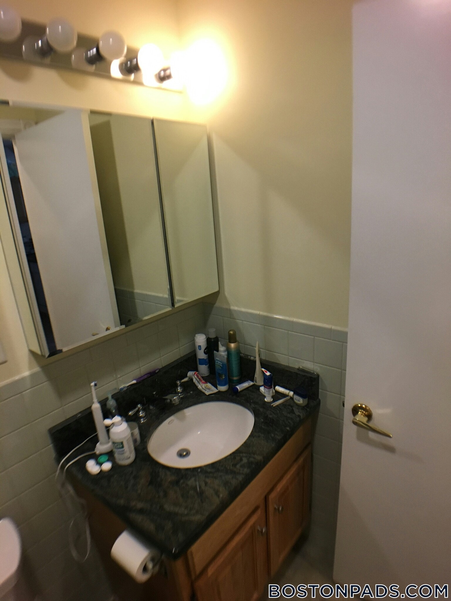 Building Photo - 90 Westland Ave