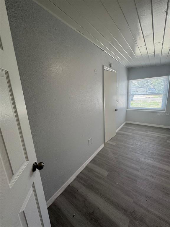 Building Photo - 5605 Cortez Dr