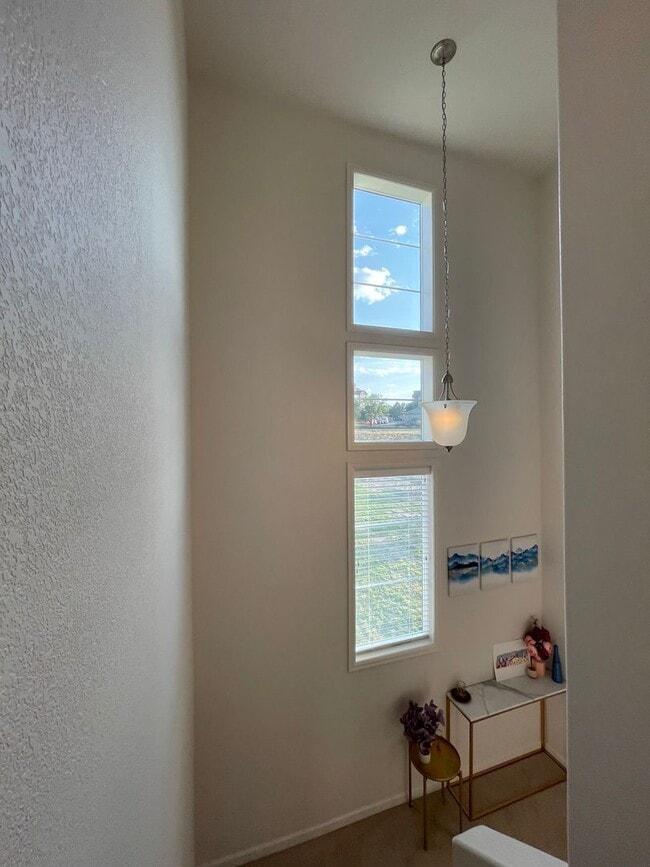 Building Photo - The Lifestyle You Seek!