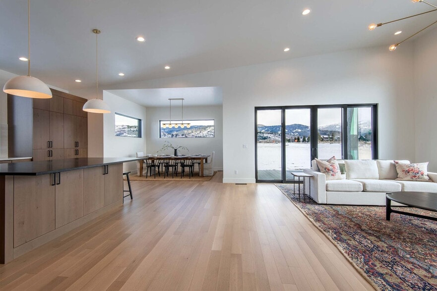 Building Photo - 9461 Timberline Loop