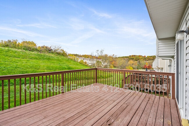 Building Photo - 2711 Canterbury Dr