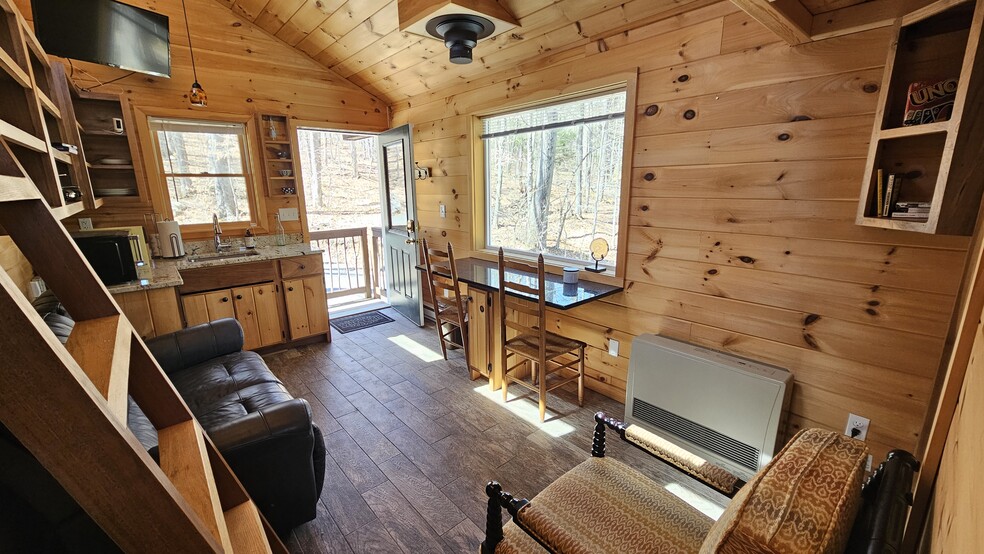 Building Photo - 111 Wiswall Hill Rd